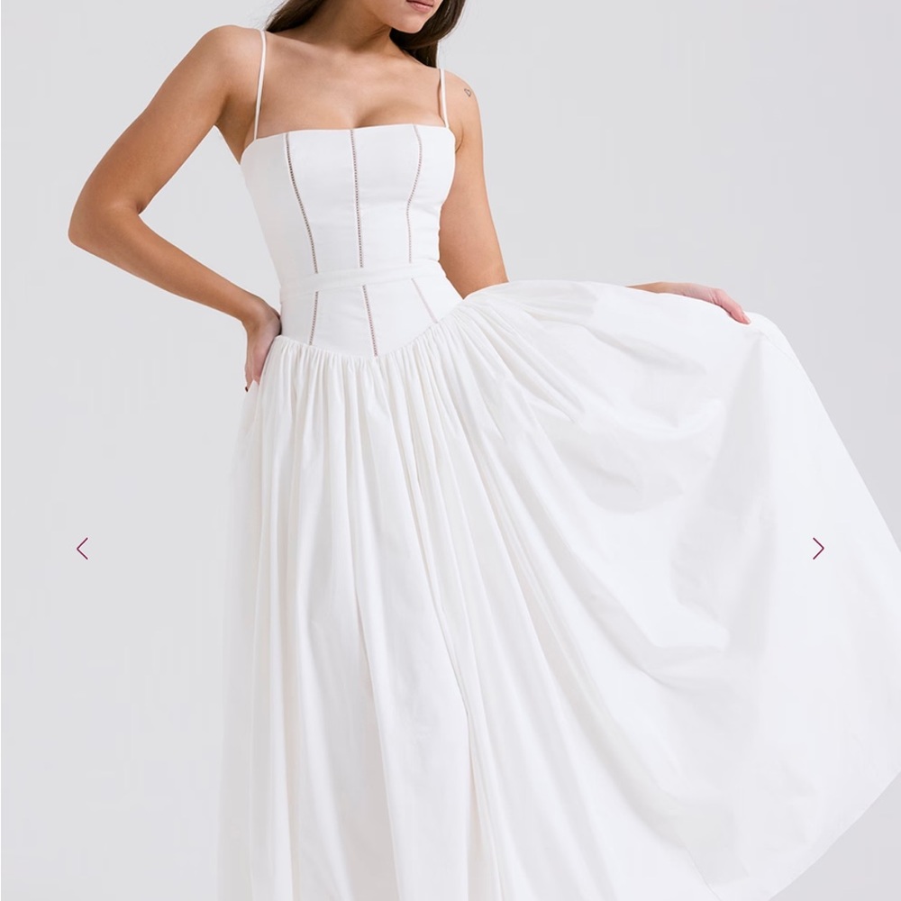 Elegant White Spaghetti Strap Dress